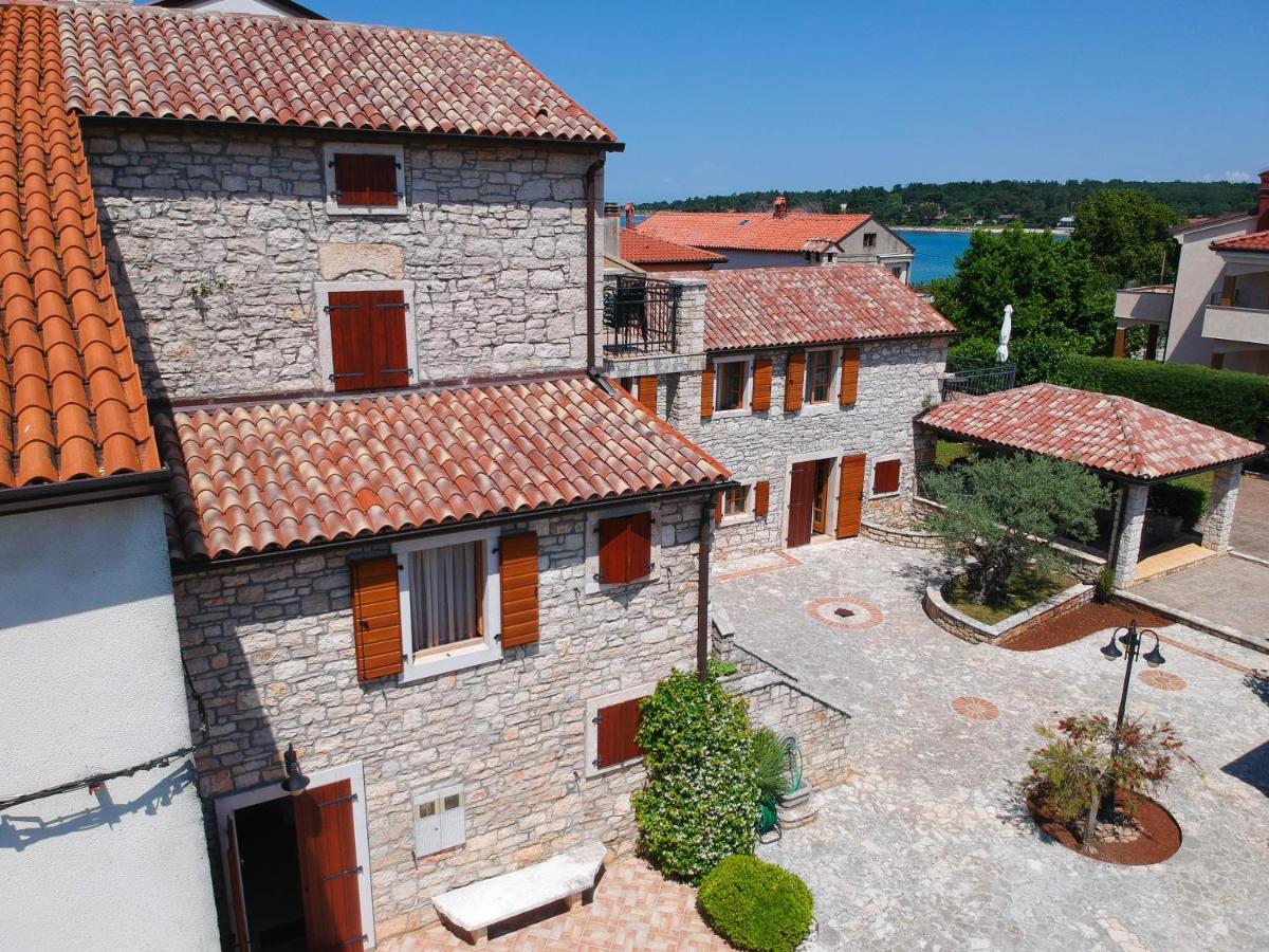 Apartments Villa Stapo Umago Exterior foto